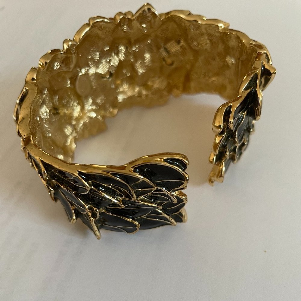 Nolan Miller Vintage Hinged Cuff Bracelet - Picture 5 of 8